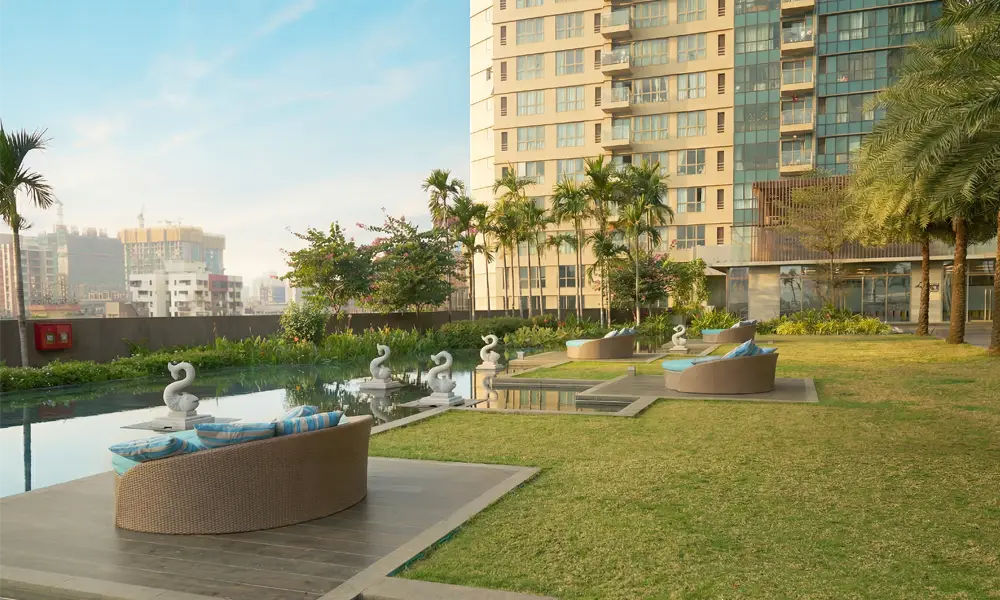 Landscape podium garden